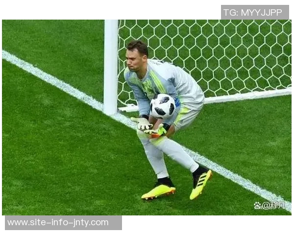 塔：凯恩在防守中的贡献被忽视诺伊尔的存在让人倍感安心